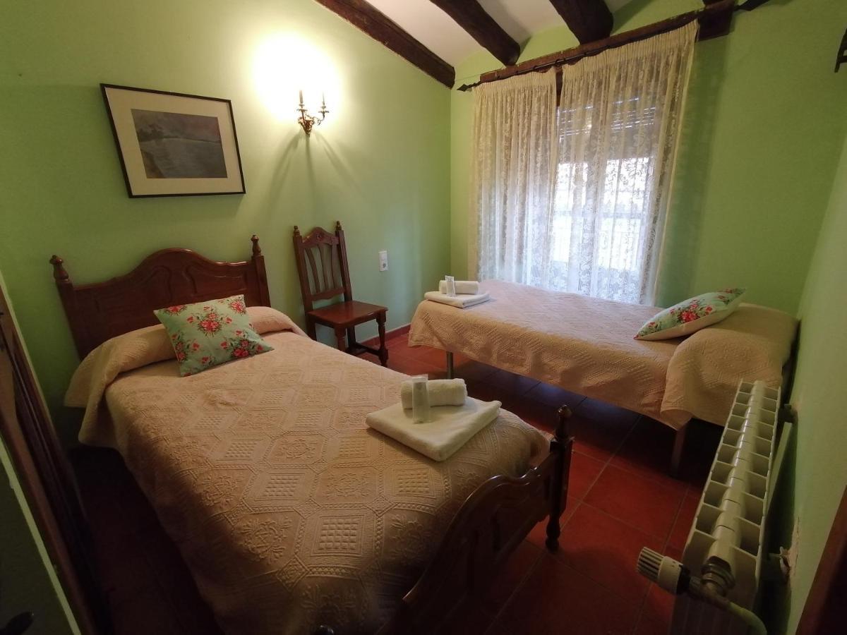 Cal Pons Bed & Breakfast Prades Ngoại thất bức ảnh