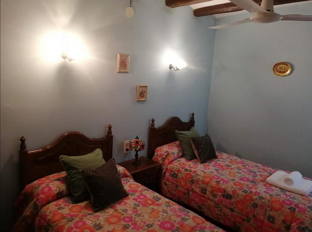 Cal Pons Bed & Breakfast Prades Ngoại thất bức ảnh